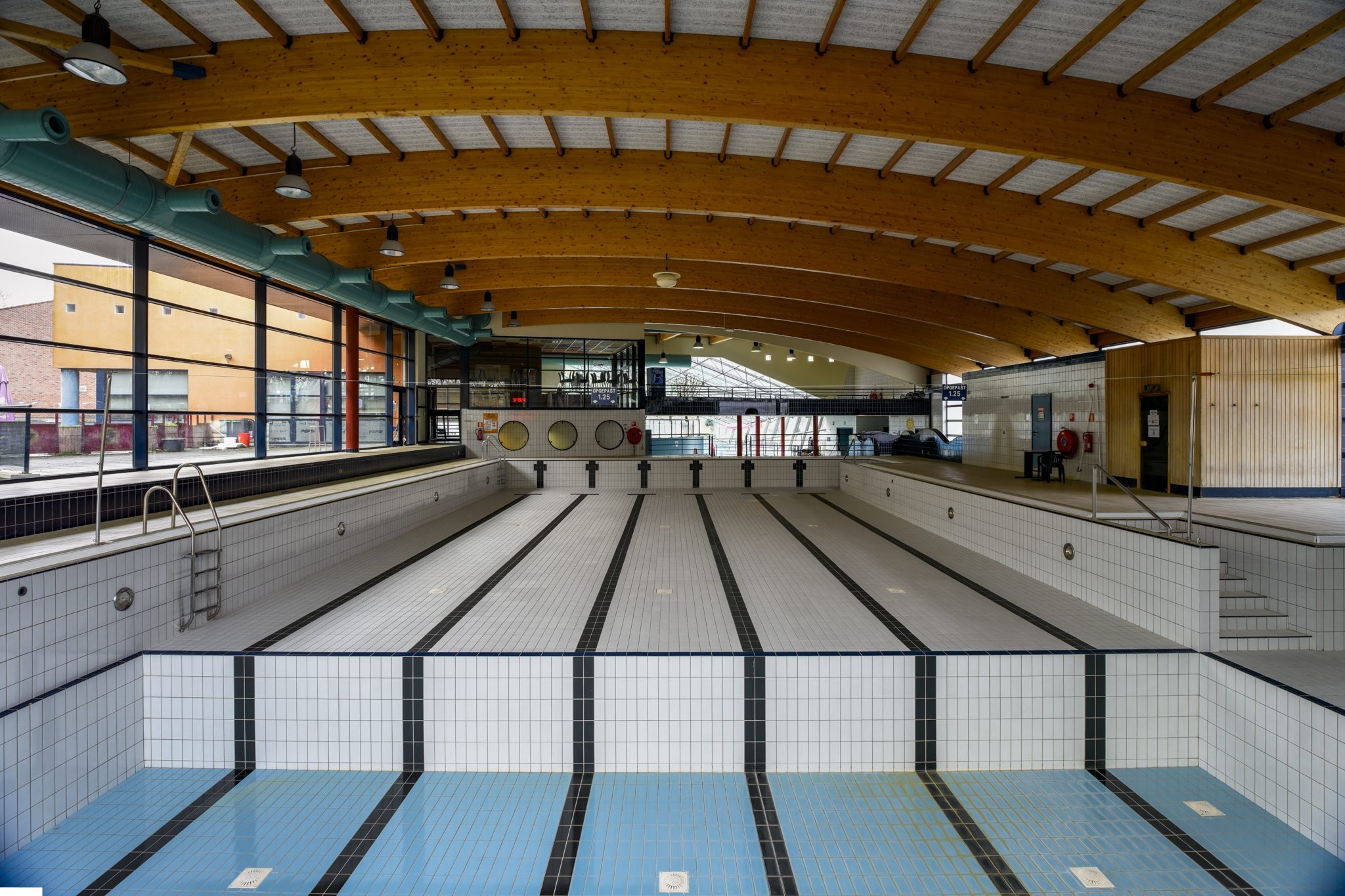 UE Leisure & Entertainment: When the Fun Faded