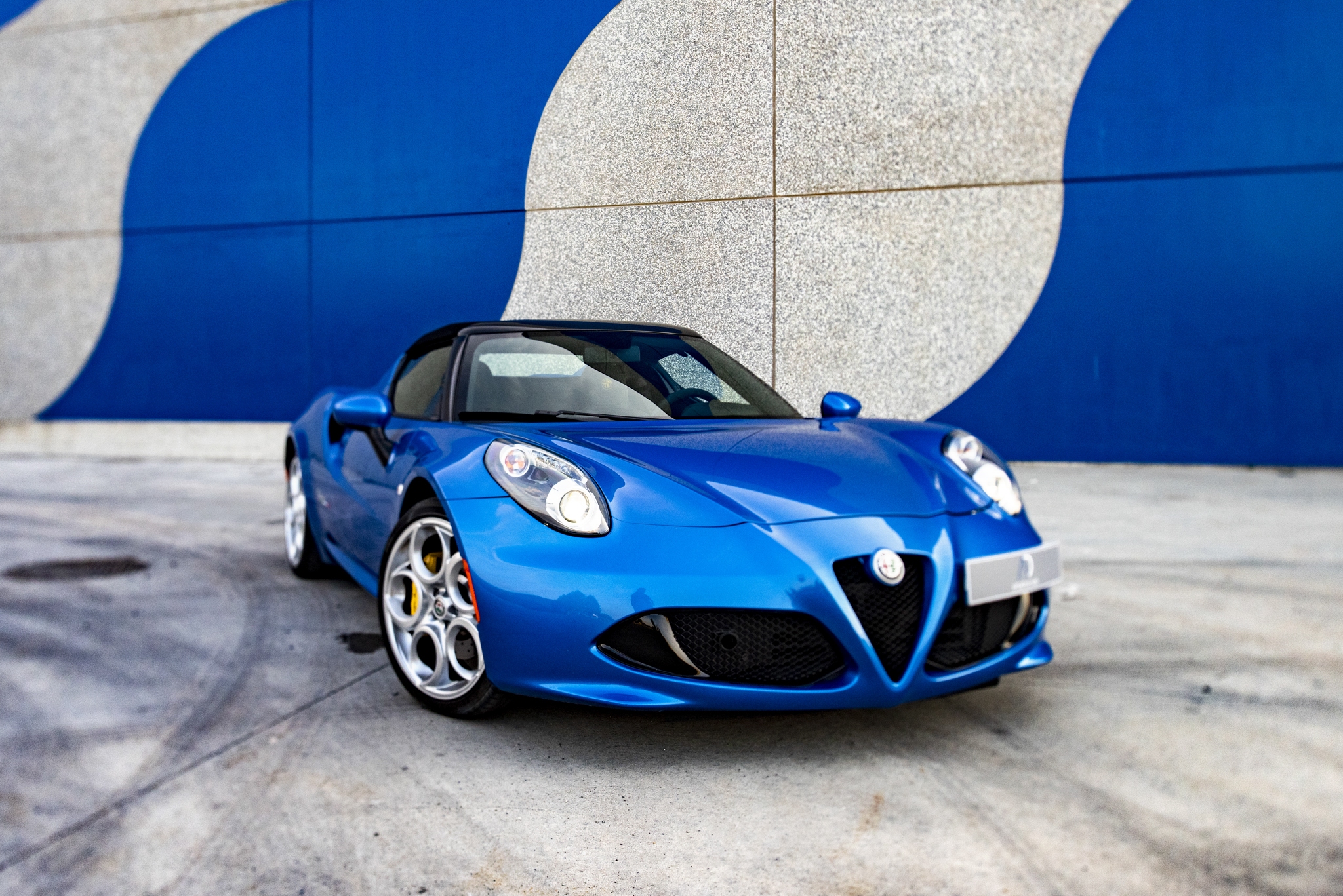 Commercial : Classic Cars