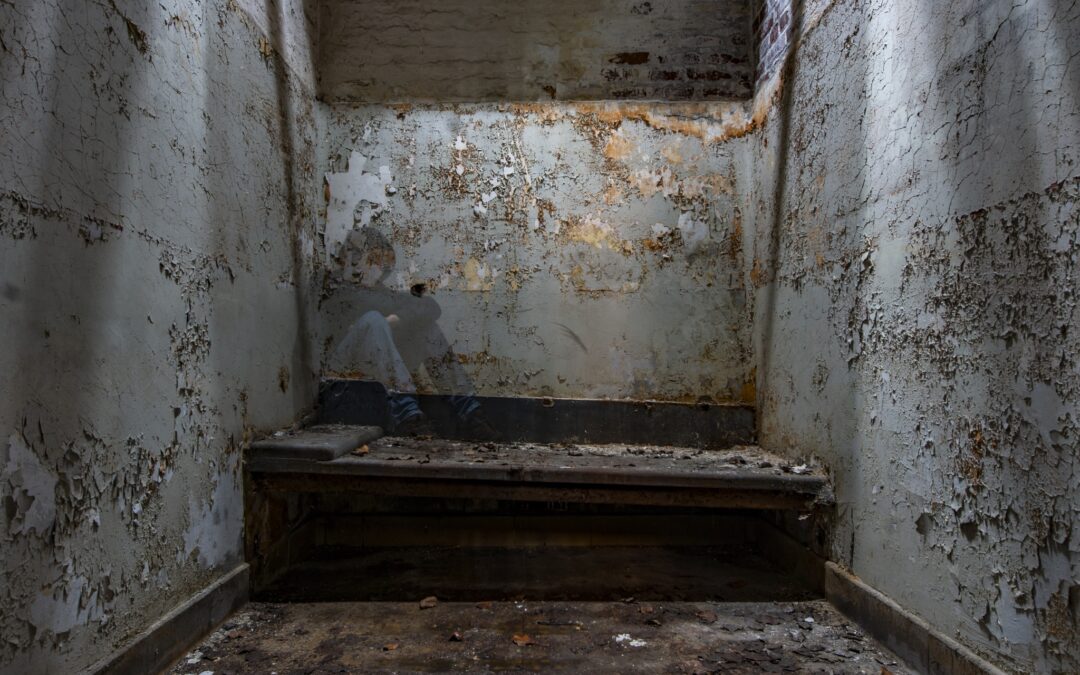 UE Barracks & Cells: Silent Order