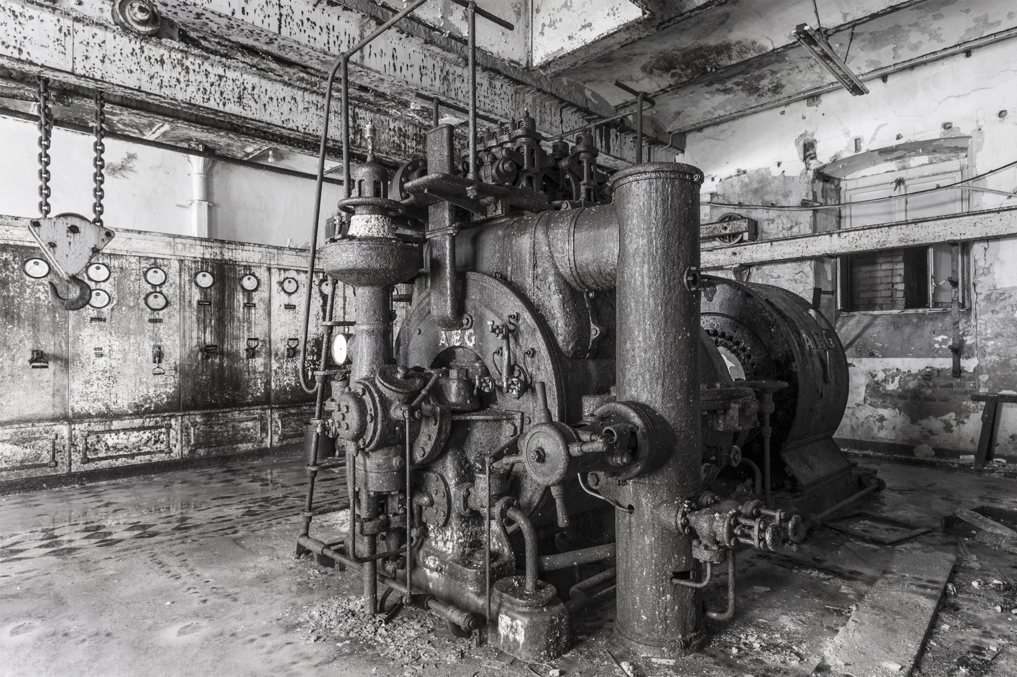 UE Industrial Echoes: Forgotten Workplaces